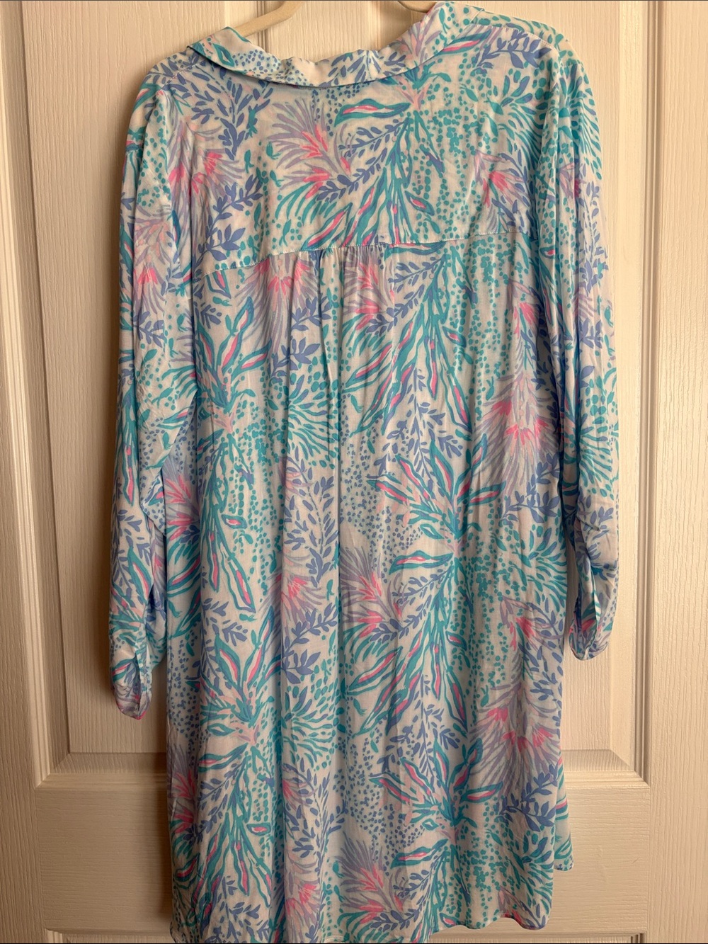 Lilly Pulitzer “Natalie” Coverup. XL - Picture 3 of 3